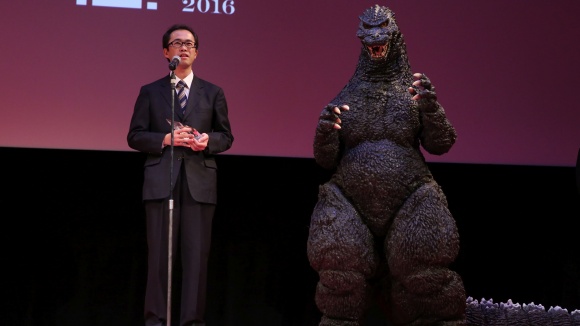 Godzilla bekommt beim TIFF (JP) 2016 den Arigatō-Award für besondere Leistungen in der japanischen Filmwirtschaft.  © TIFF 2016