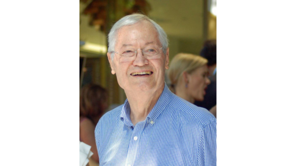 Roger Corman (2012). Foto: Angela George (https://commons.wikimedia.org/wiki/File:RogerCormanHWOFOct2012.jpg), „RogerCormanHWOFOct2012“, https://creativecommons.org/licenses/by-sa/3.0/legalcode