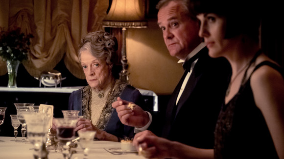 Maggie Smith in »Dowton Abbey« (2029). © Focus Features / Jaap Buitendijk