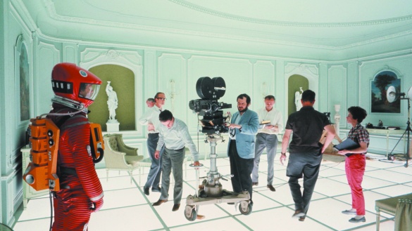Vergangenheit und Zukunft in einem Bild: Kubrick dreht seine »Space Odysee«