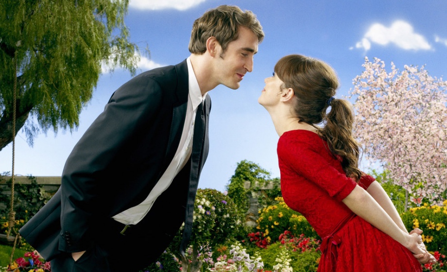  Lee Pace mit Anna Friel in »Pushing Daisies«. © ABC