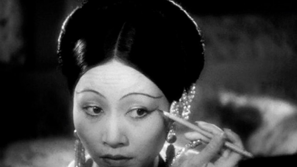 Anna May Wong in »Java Head« (1934)